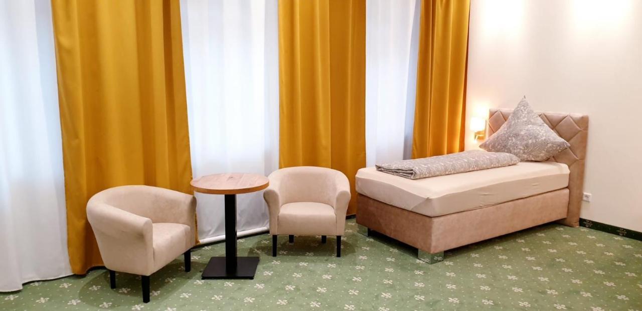 - Altstadt Apartament *