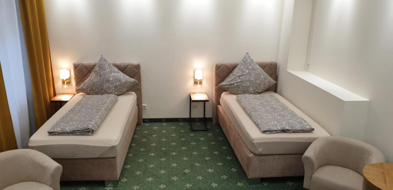 - Altstadt Apartament *